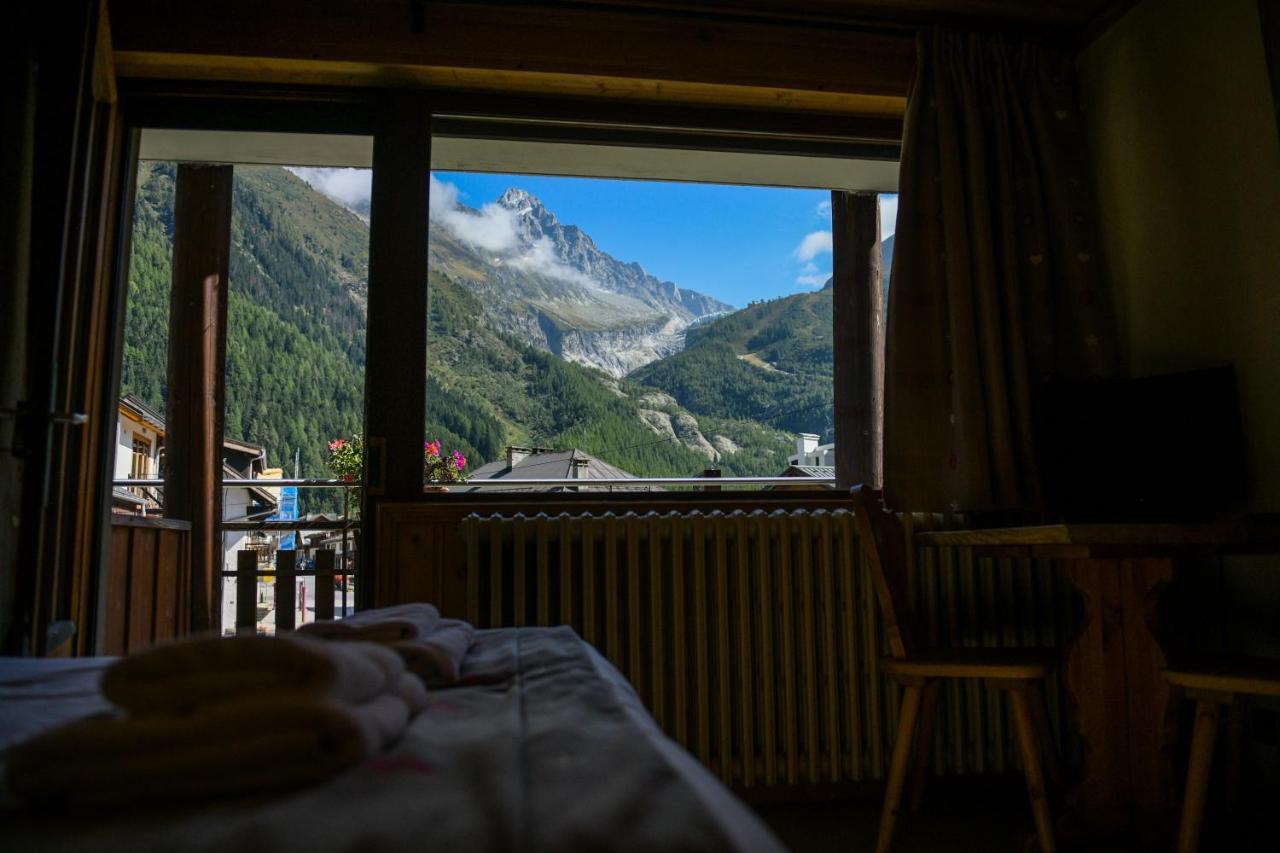 Le Dahu Hotel Chamonix Exterior foto